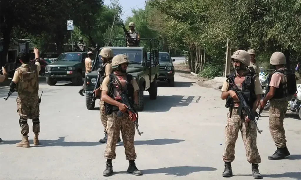 "بلوچستان کے ضلع آواران میں سیکیورٹی فورسز کا آپریشن، شہید میجر رب نواز اور ہلاک دہشتگردوں کی جھلکیاں