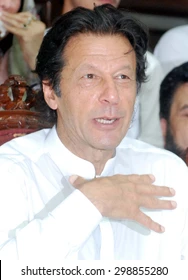"عمران خان پاکستان تحریکِ انصاف کے چیئرمین اور سابق وزیرِ اعظم پاکستان"