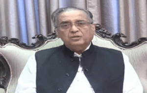 "ڈاکٹر حفیظ پاشا عمران خان کی حکومت میں 6 فیصد ترقی اور دہشتگردی پر قابو کی تعریف کرتے ہوئے"