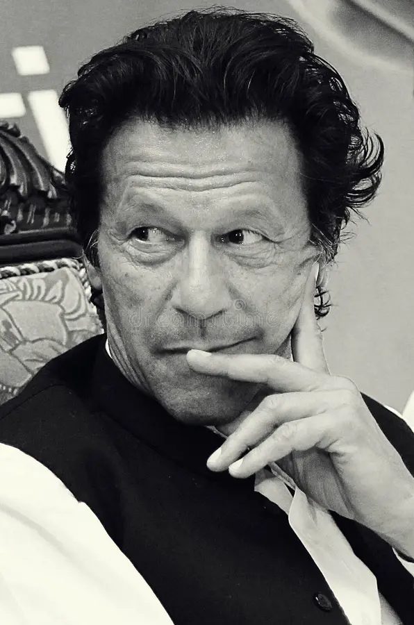 Read more about the article قید سے نکلتی صدائیں اور بےحس خاموشی